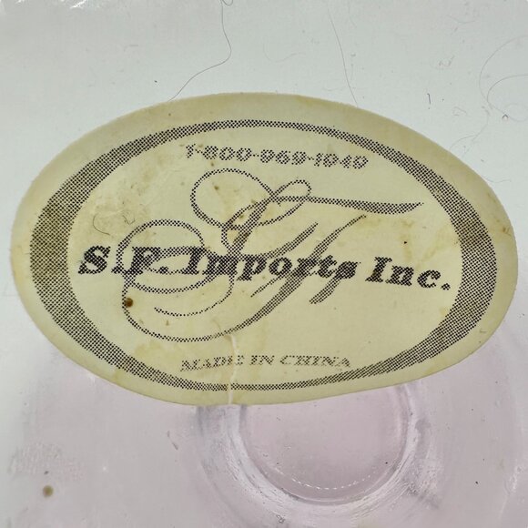 S. F. Imports Set of 3 Elegant Vintage Glasses 2 Pink and 1 Green 5 Inches Tall - Picture 3 of 4